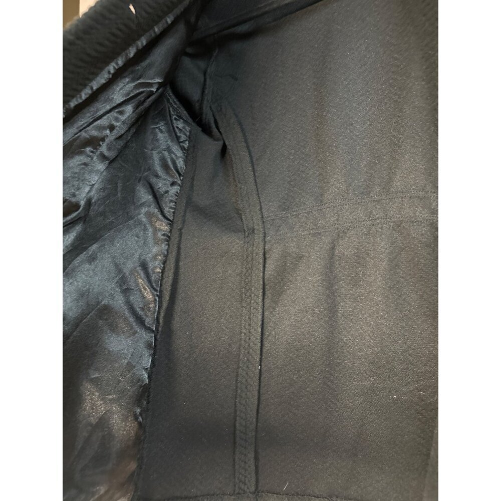 Joan Rivers Women’s XS Black Textured Blazer Gold Tone Buttons Preppy Academia - Picture 6 of 9